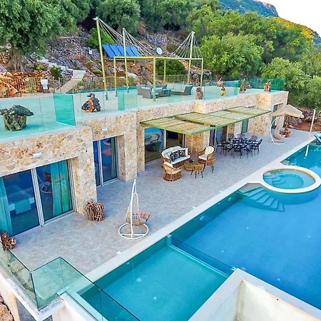 Villa Summer Wine By