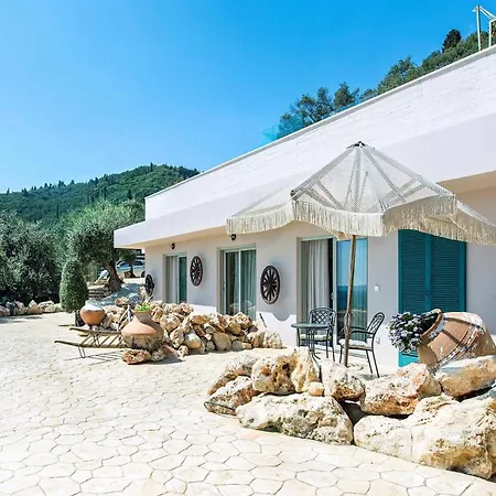 Villa Summer Wine By *